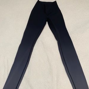 Lululemon- Black and grey ombre leggings
